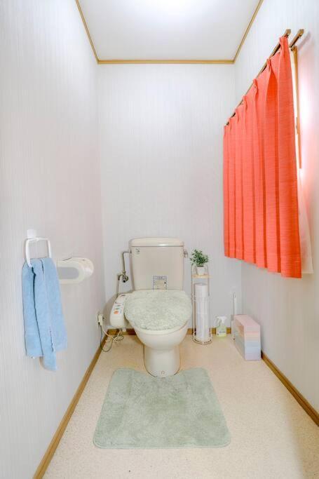 오사카 鶴橋駅徒歩2分 トイレ浴室複数あり3階建て一軒家車庫付き 아파트 외부 사진