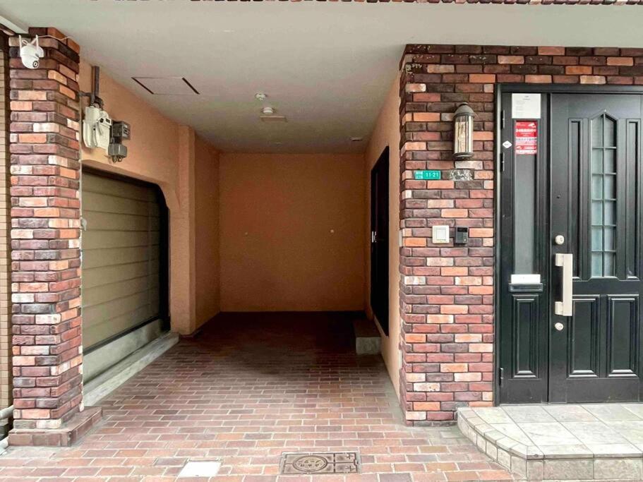 오사카 鶴橋駅徒歩2分 トイレ浴室複数あり3階建て一軒家車庫付き 아파트 외부 사진